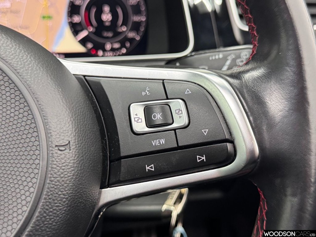 Used Volkswagen Golf 2019 for sale - 76914754: Photo 25