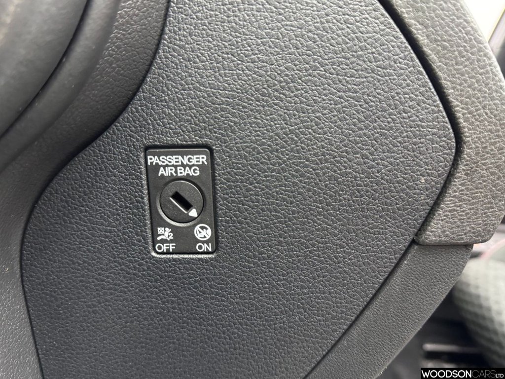 Used Volkswagen Golf 2019 for sale - 76914754: Photo 36