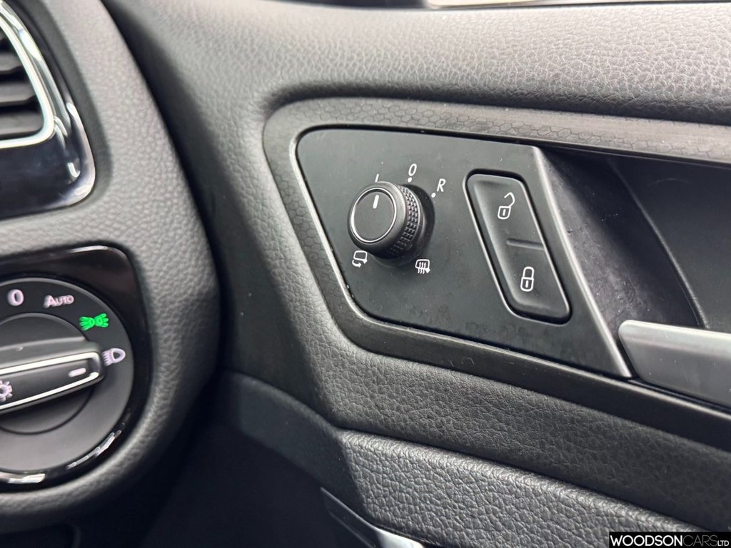 Used Volkswagen Golf 2019 for sale - 76914754: Photo 39