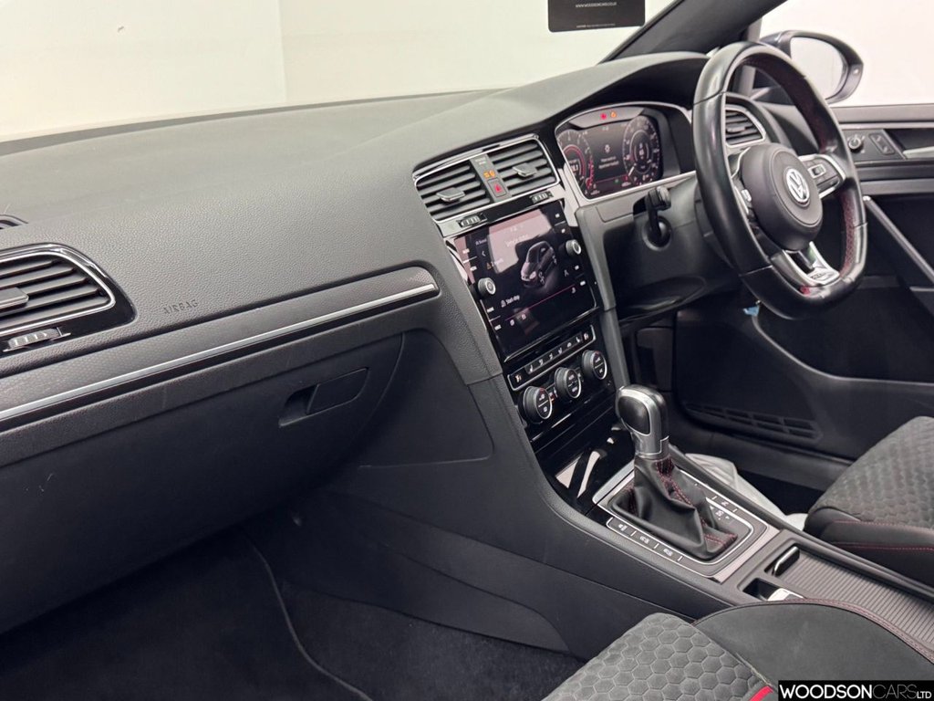 Used Volkswagen Golf 2019 for sale - 76914754: Photo 5