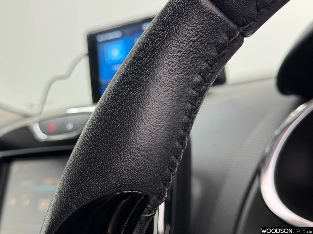 Used Renault Clio 2013 for sale - 77820683: Photo 28