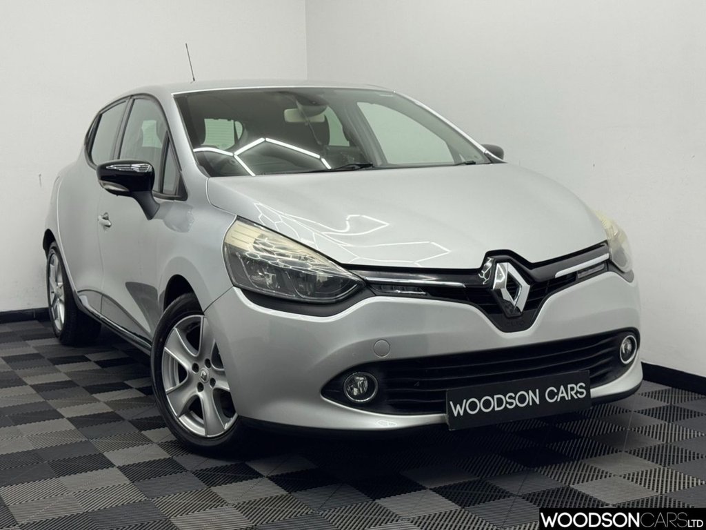 Used Renault Clio 2013 for sale - 77820683: Photo 32