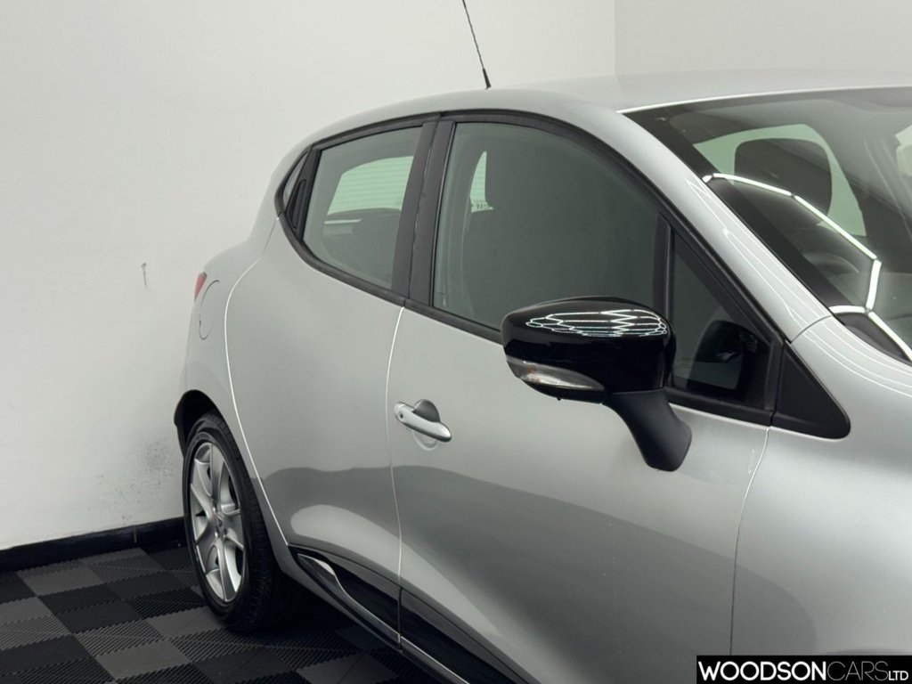 Used Renault Clio 2013 for sale - 77820683: Photo 33