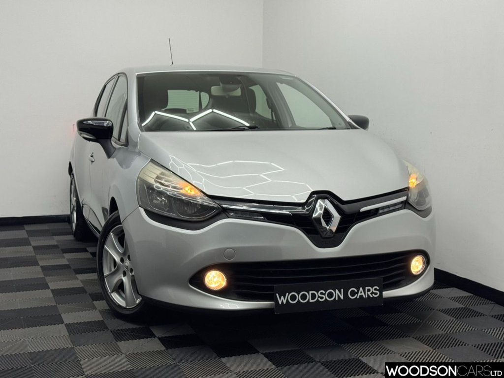 Used Renault Clio 2013 for sale - 77820683: Photo 37