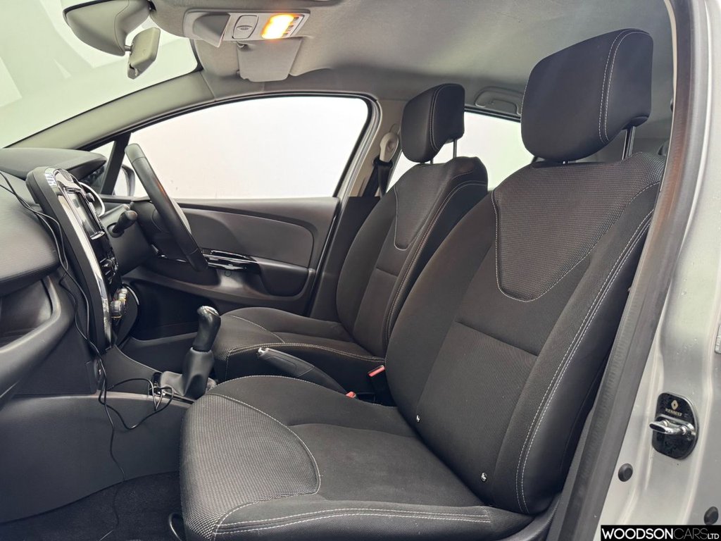 Used Renault Clio 2013 for sale - 77820683: Photo 6