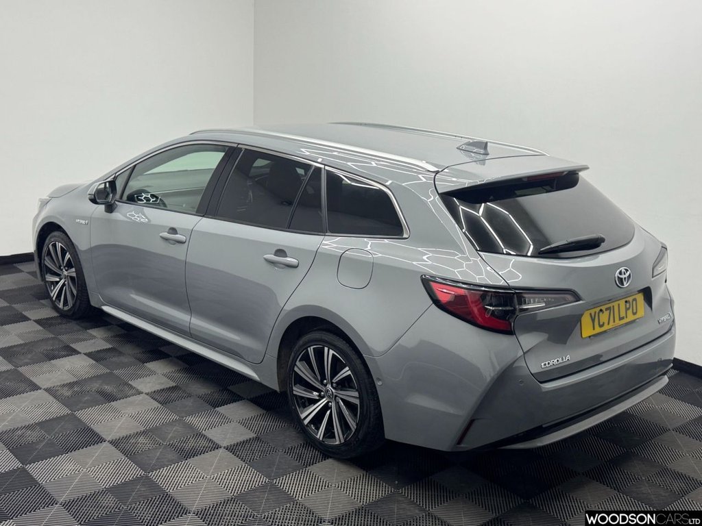 Used Toyota Corolla 2021 for sale - 77885070: Photo 2