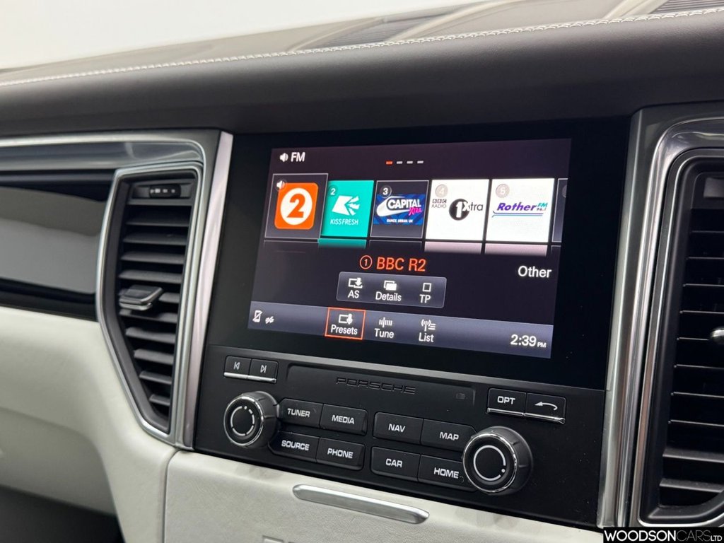 Used Porsche Macan 2017 for sale - 77765559: Photo 14