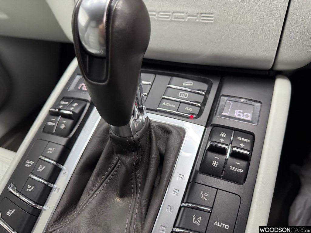 Used Porsche Macan 2017 for sale - 77765559: Photo 26