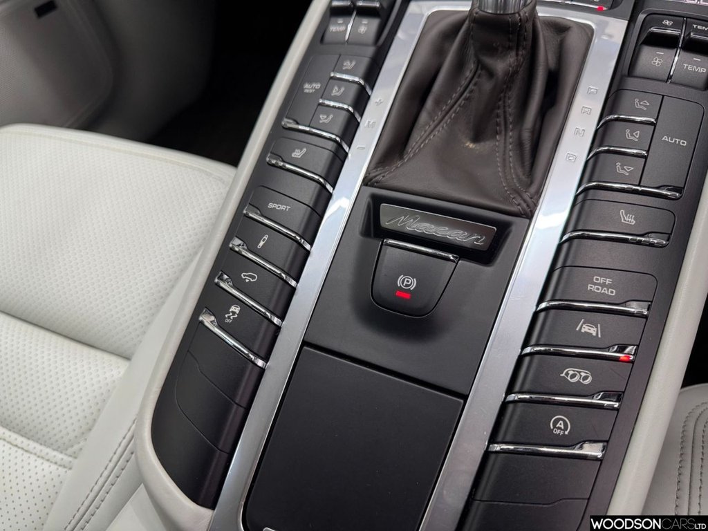 Used Porsche Macan 2017 for sale - 77765559: Photo 27