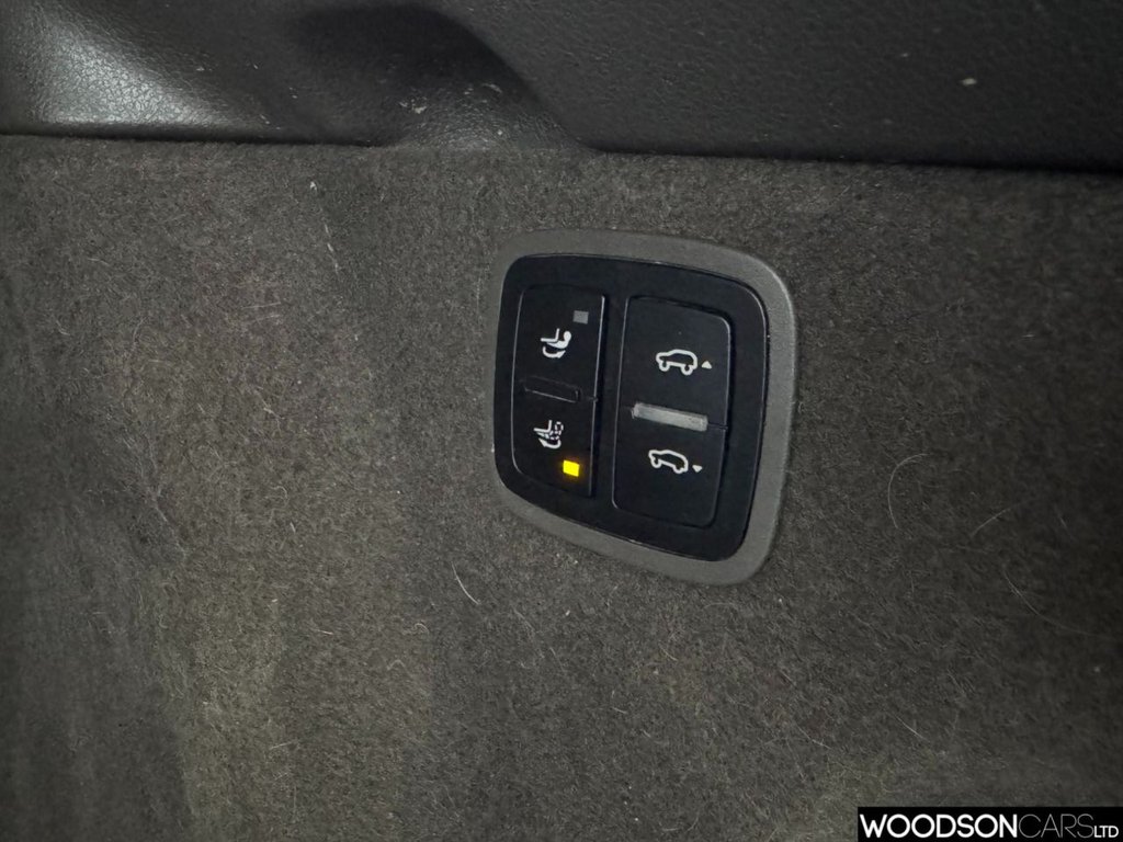 Used Porsche Macan 2017 for sale - 77765559: Photo 32