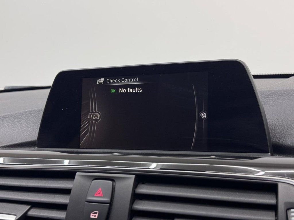 Used BMW 3 Series 2016 for sale - 76582392: Photo 10