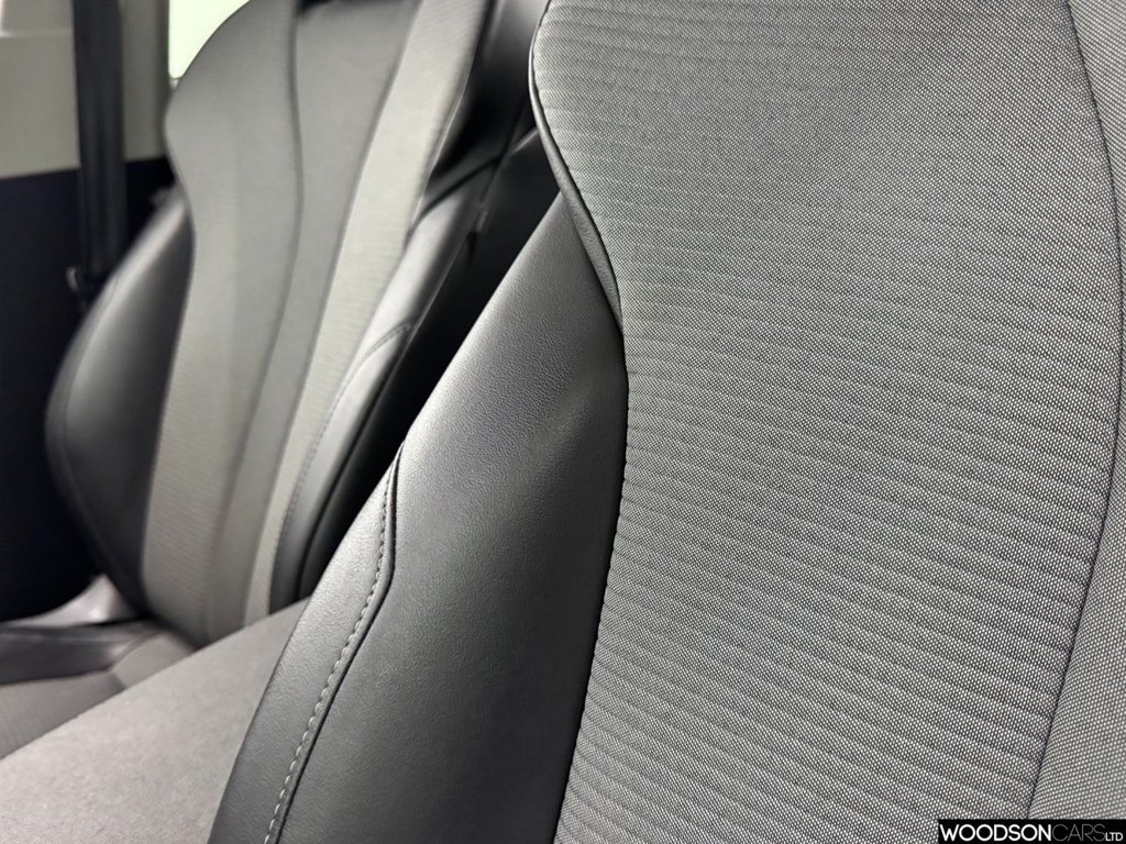 Used Skoda Enyaq 2023 for sale - 77422307: Photo 32