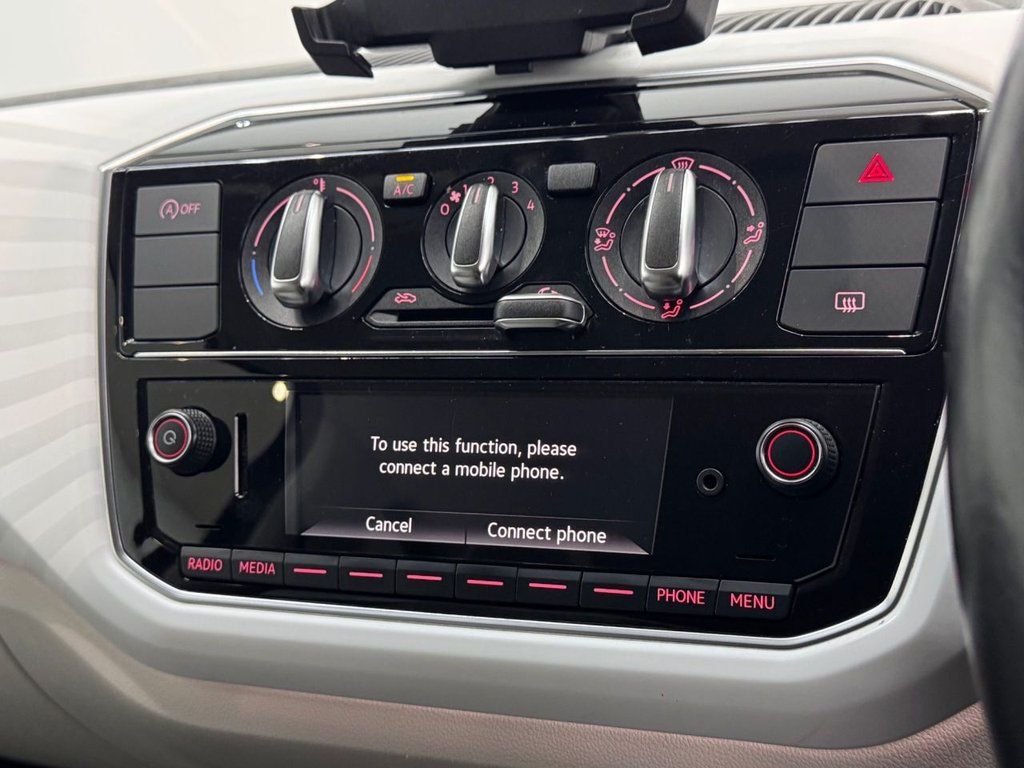 Used Volkswagen up! 2018 for sale - 76642895: Photo 13