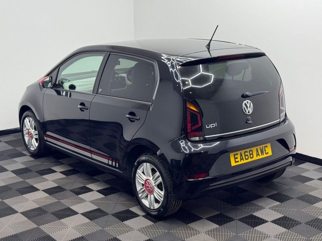 Used Volkswagen up! 2018 for sale - 76642895: Photo 2