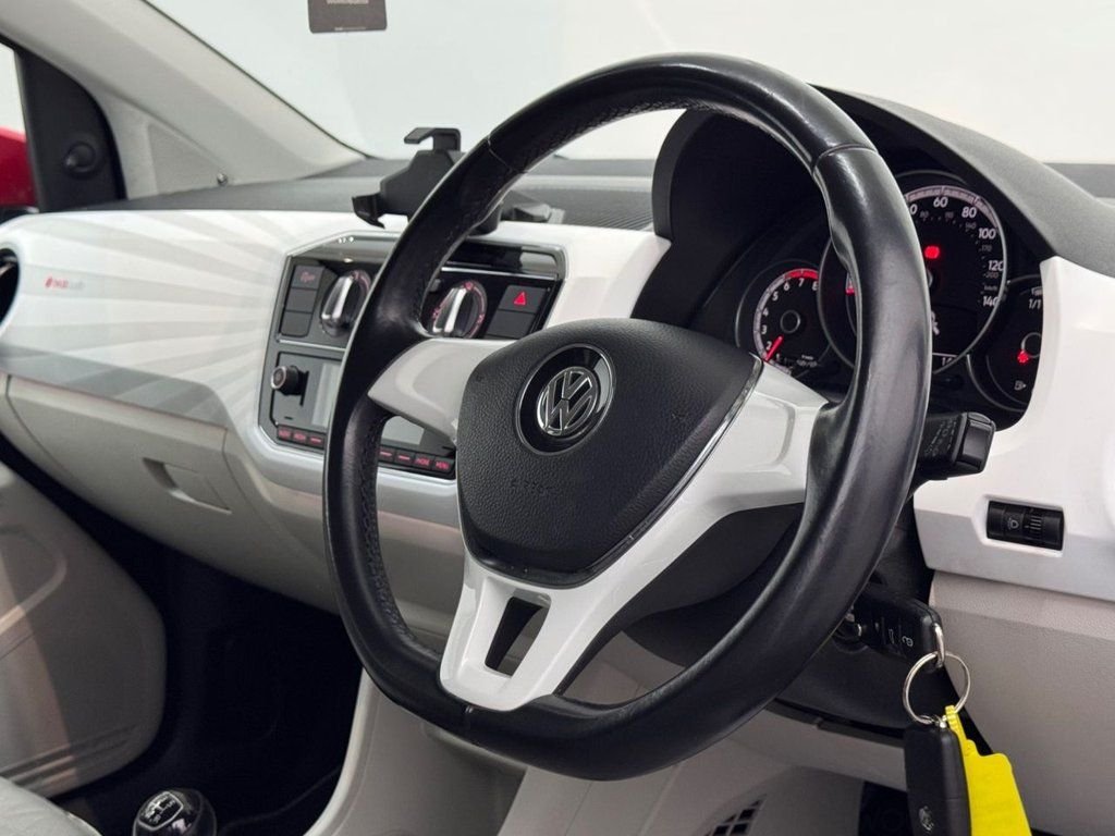Used Volkswagen up! 2018 for sale - 76642895: Photo 24