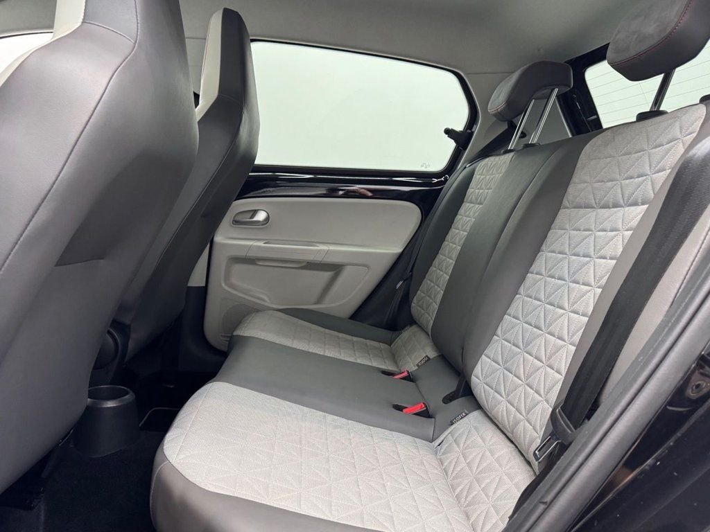 Used Volkswagen up! 2018 for sale - 76642895: Photo 7
