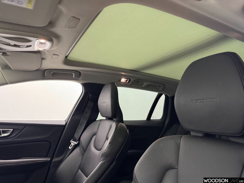 Used Volvo V60 2018 for sale - 77764758: Photo 12