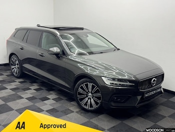 Used Volvo V60 2018 for sale - 77764758: Photo