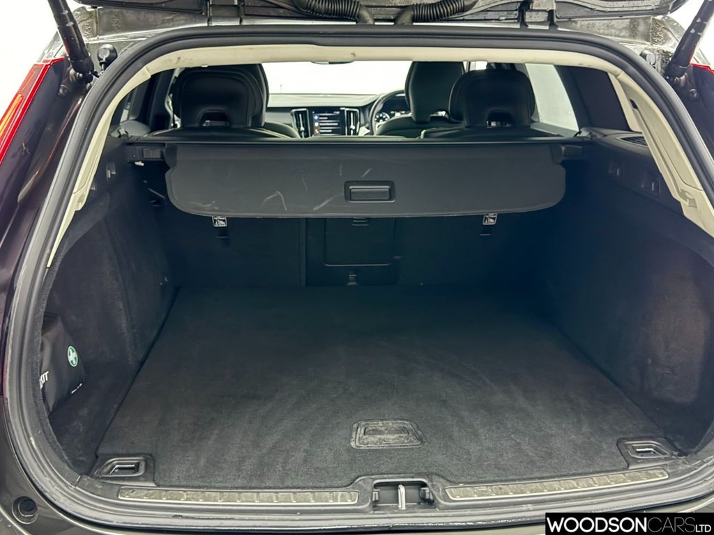 Used Volvo V60 2018 for sale - 77764758: Photo 29