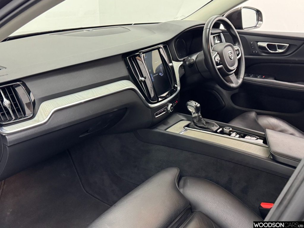 Used Volvo V60 2018 for sale - 77764758: Photo 33