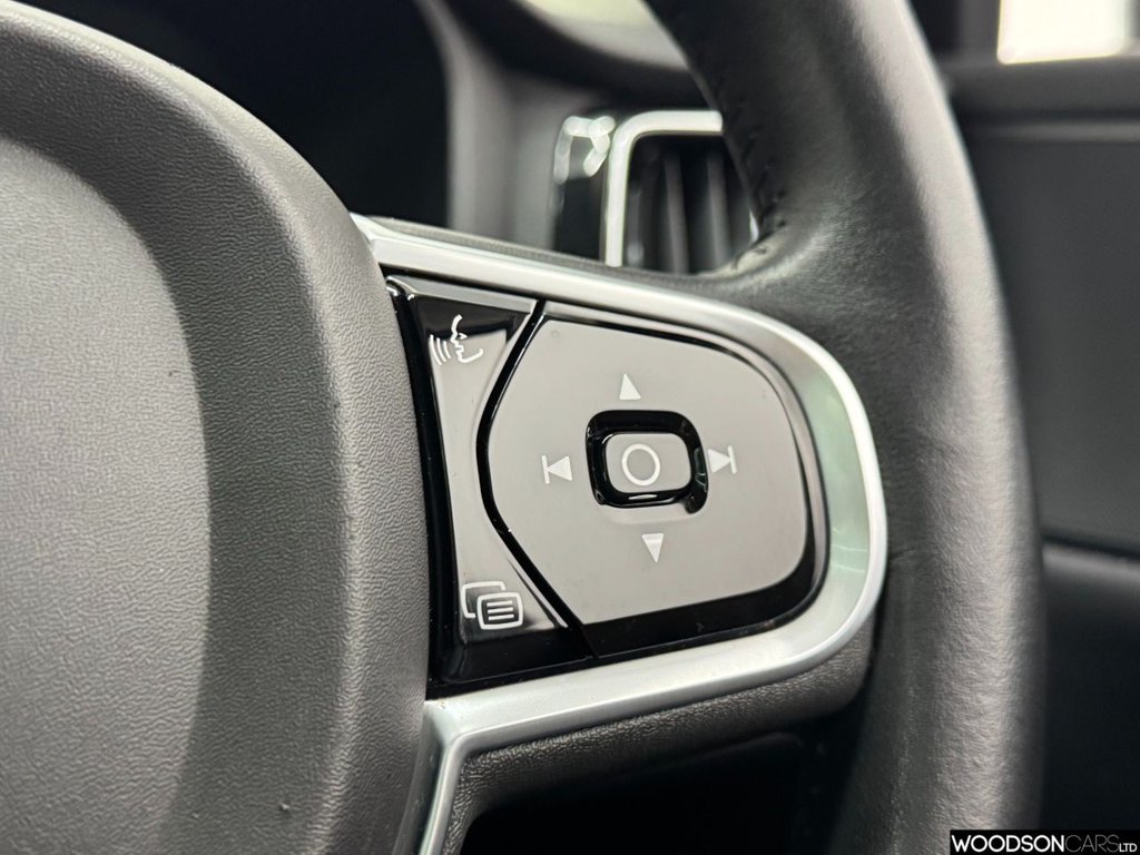 Used Volvo V60 2018 for sale - 77764758: Photo 42