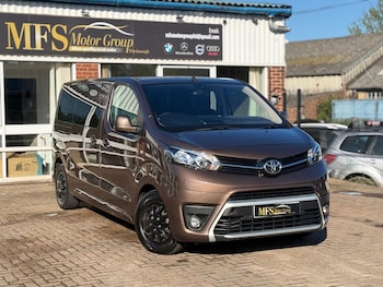 Used Toyota PROACE CITY Verso 2020 for sale - 78383123: Photo