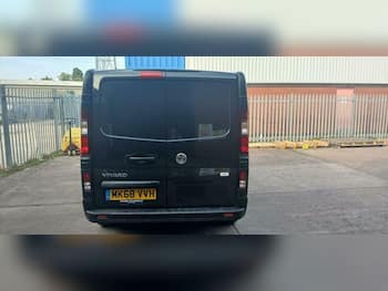 Used Vauxhall Vivaro 2018 for sale - 79646970: Photo