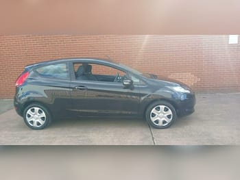 Used Ford Fiesta 2012 for sale - 79646978: Photo