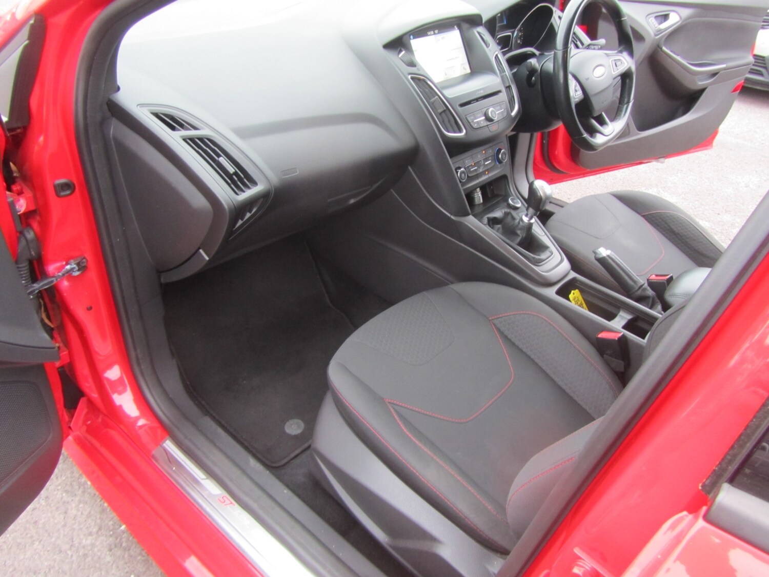 Used Ford Focus 2018 for sale - 75994582: Photo 20