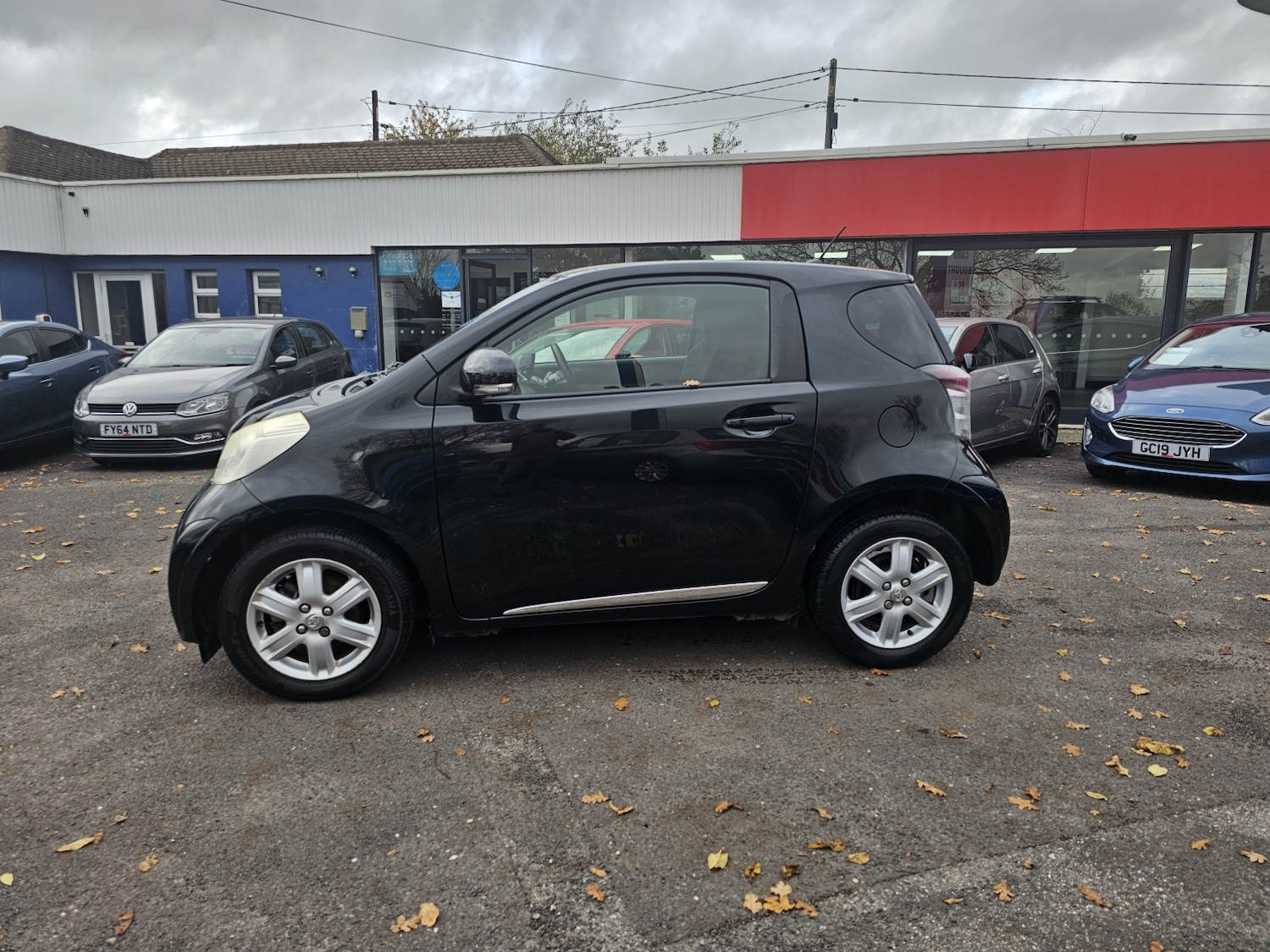 Used Toyota IQ 2011 for sale - 76858889: Photo 2