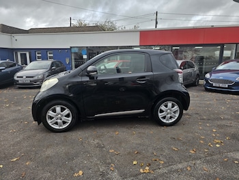 Used Toyota IQ 2011 for sale - 76858889: Photo