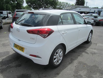 Used Hyundai i20 2017 for sale - 78813340: Photo