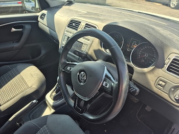 Used Volkswagen Polo 2014 for sale - 78727270: Photo