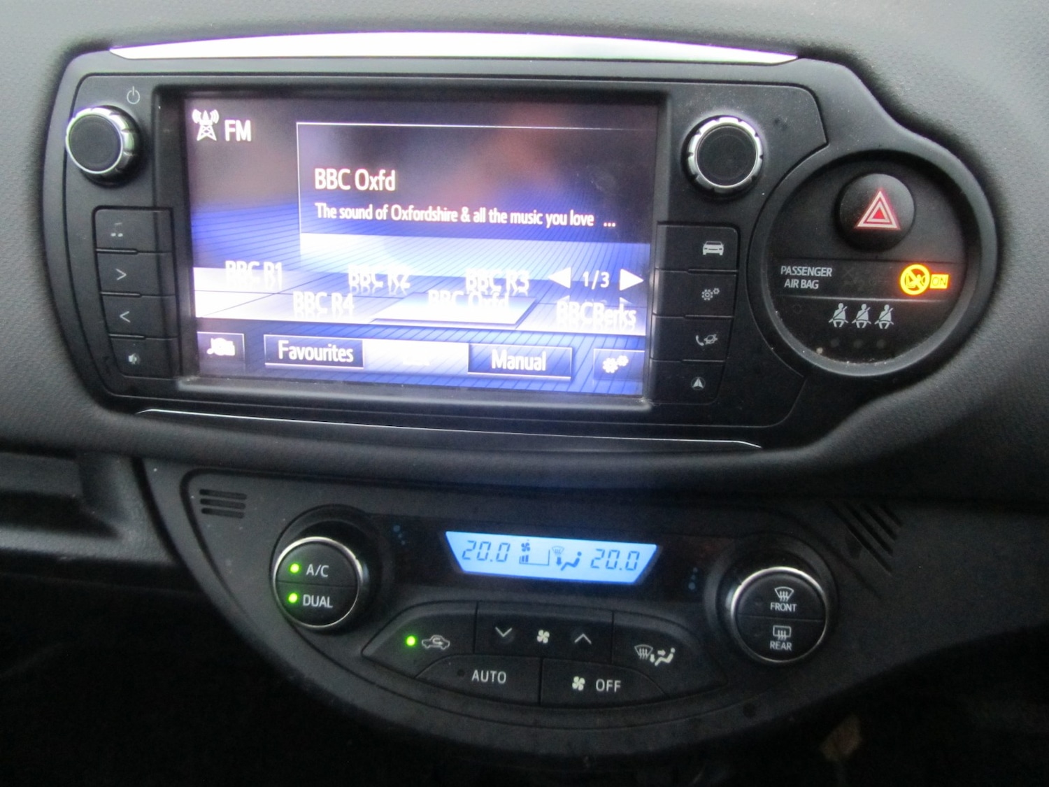 Used Toyota Yaris 2017 for sale - 77213447: Photo 15