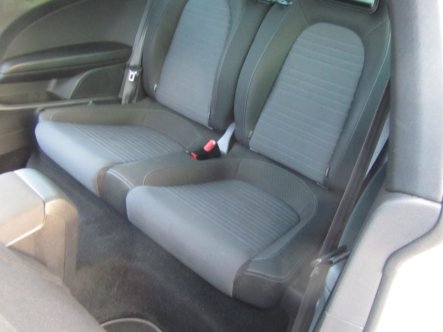 Used Volkswagen Scirocco 2011 for sale - 76830404: Photo 17