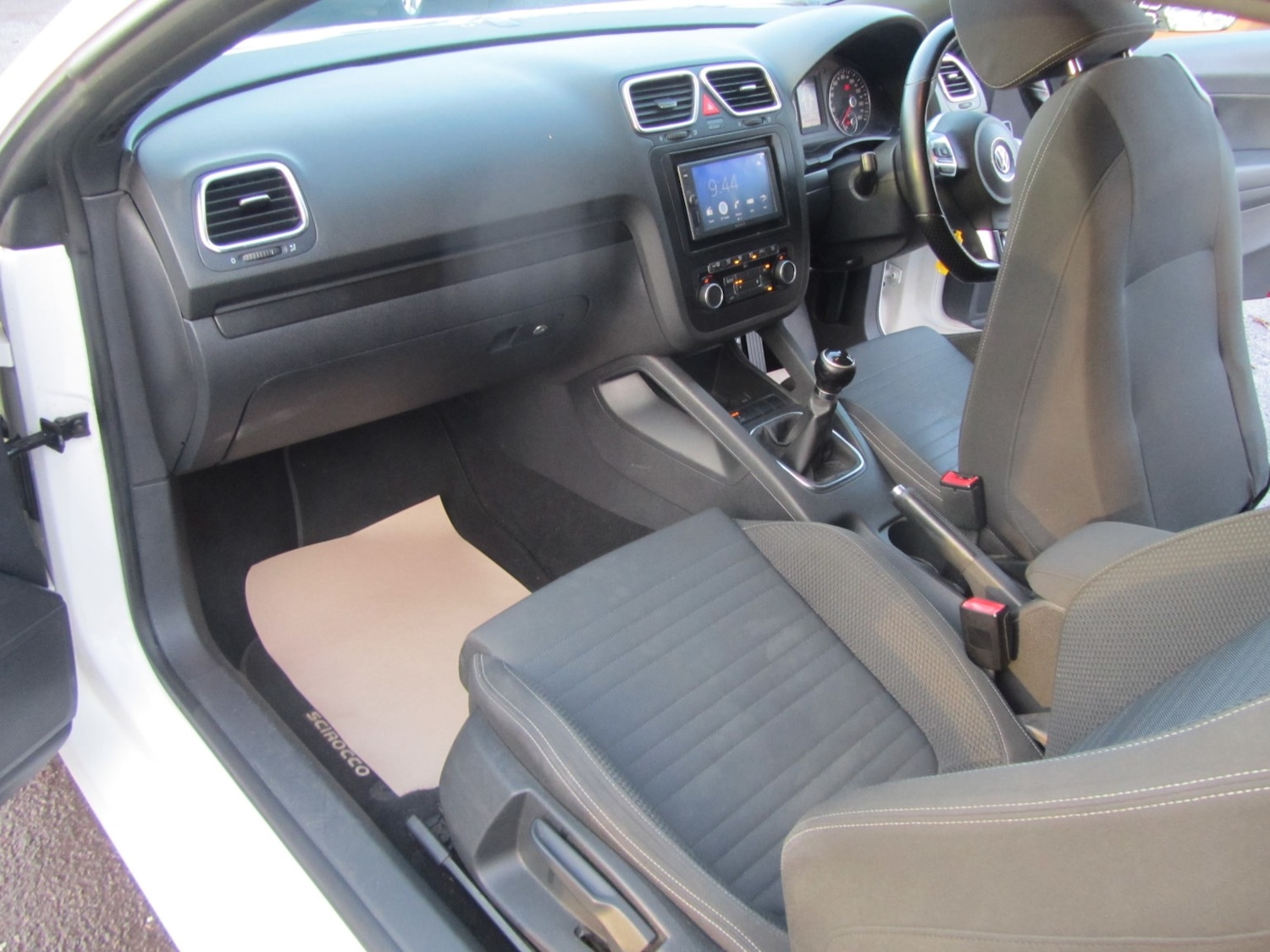 Used Volkswagen Scirocco 2011 for sale - 76830404: Photo 18