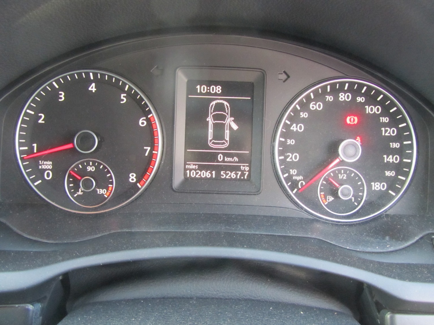 Used Volkswagen Scirocco 2011 for sale - 76830404: Photo 8