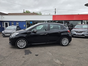 Used Peugeot 208 2018 for sale - 78813386: Photo