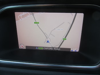 Used Volvo V40 2017 for sale - 78750471: Photo