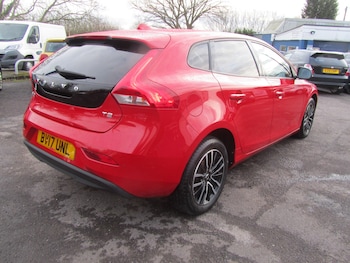 Used Volvo V40 2017 for sale - 78750471: Photo