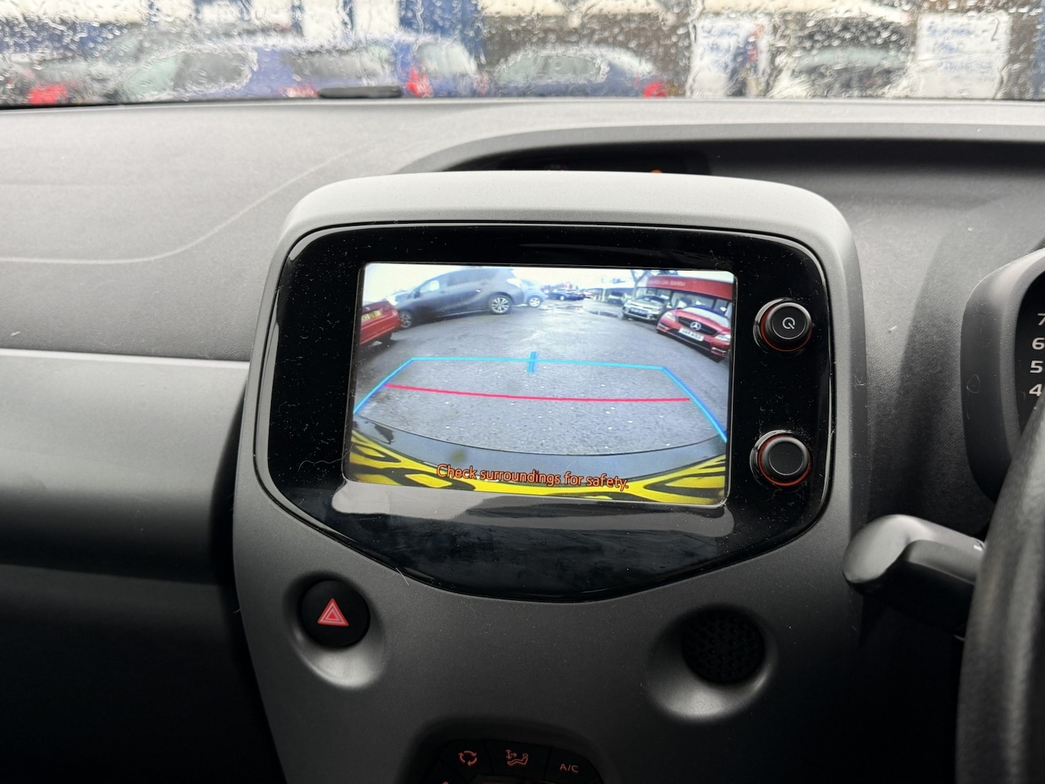 Used Toyota AYGO 2018 for sale - 77423535: Photo 11