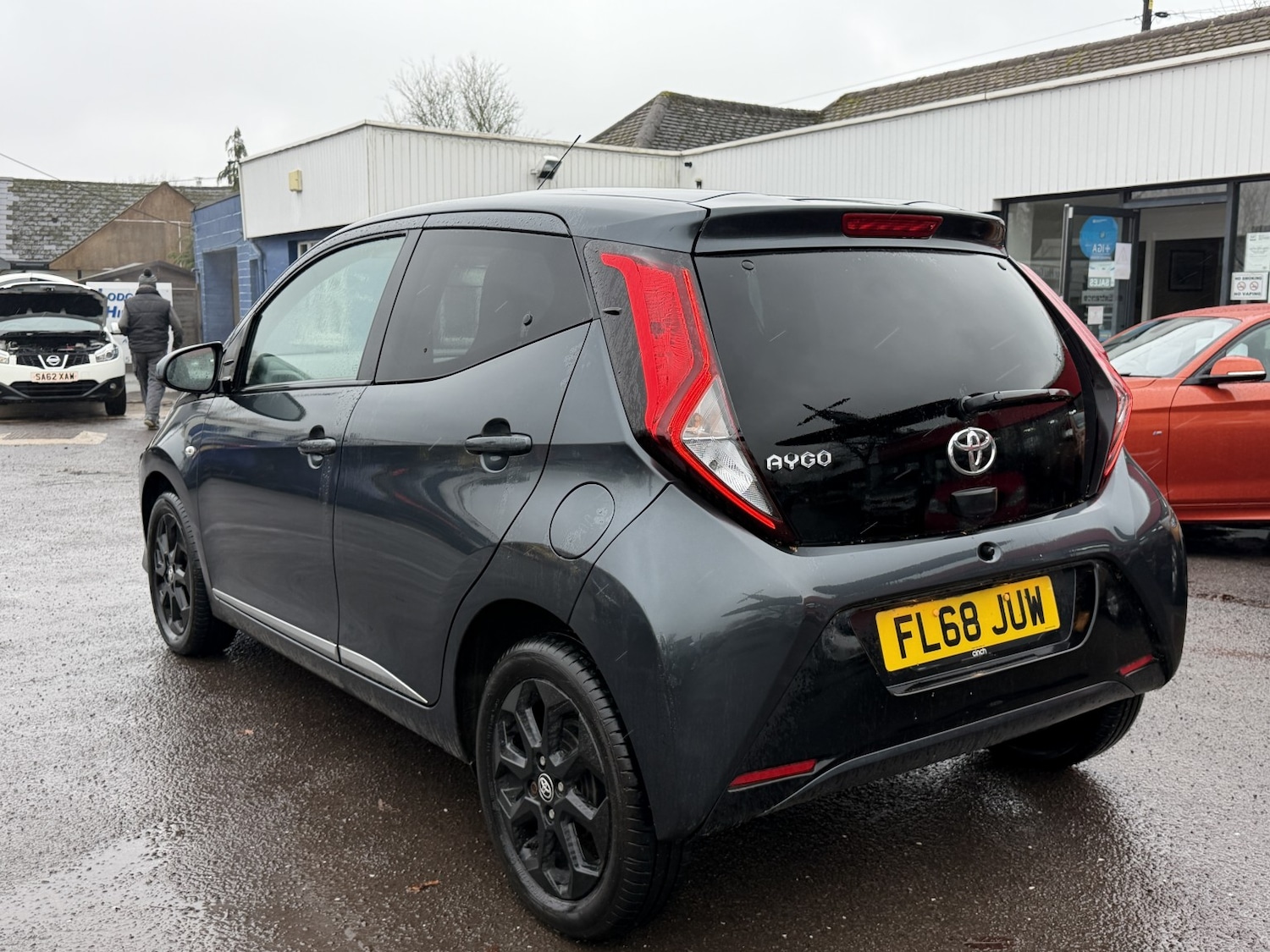 Used Toyota AYGO 2018 for sale - 77423535: Photo 2