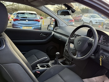 Used Mercedes-Benz A-Class 2009 for sale - 77438370: Photo