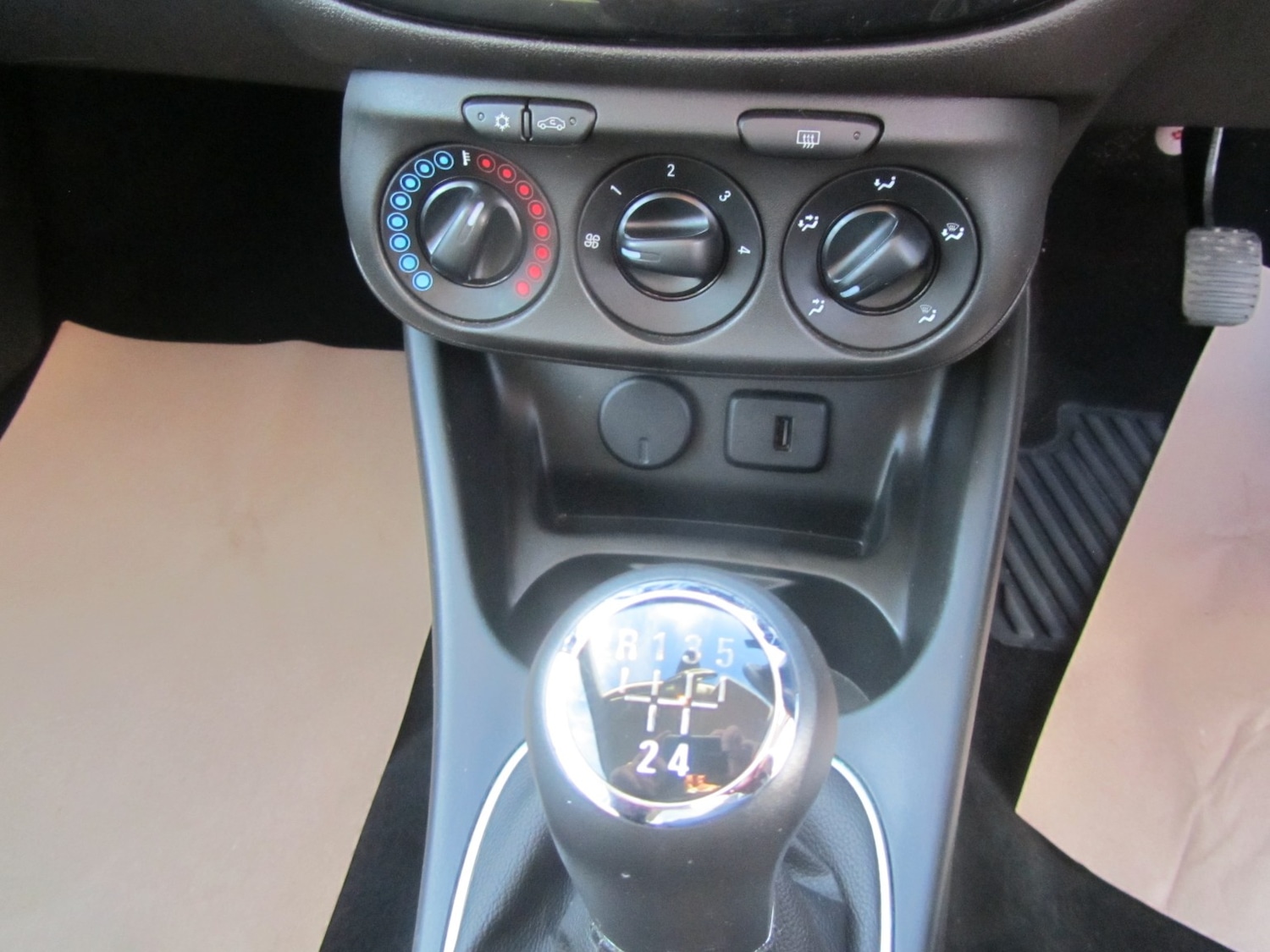 Used Vauxhall Corsa 2016 for sale - 75999864: Photo 19