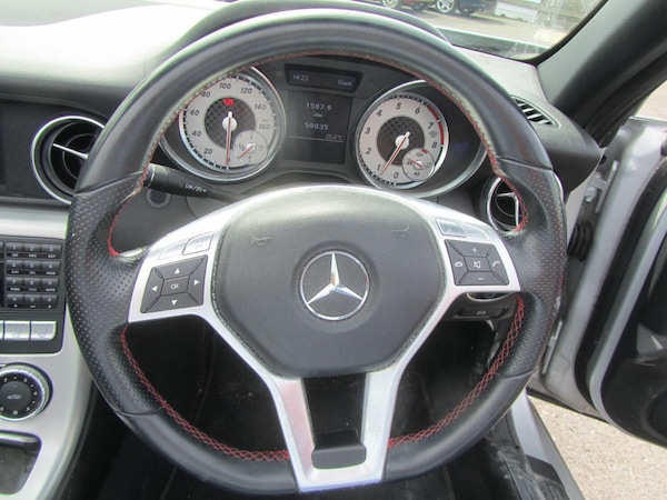 Used Mercedes-Benz SLK 2012 for sale - 75615850: Photo 13
