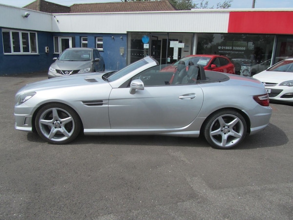 Used Mercedes-Benz SLK 2012 for sale - 75615850: Photo 2
