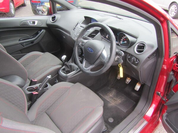 Used Ford Fiesta 2017 for sale - 76019559: Photo 10