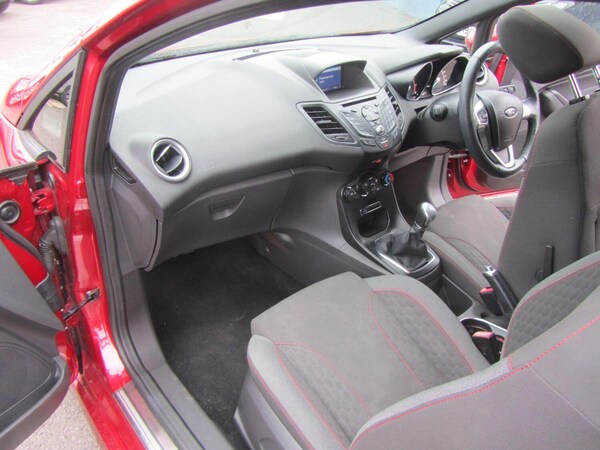 Used Ford Fiesta 2017 for sale - 76019559: Photo 20
