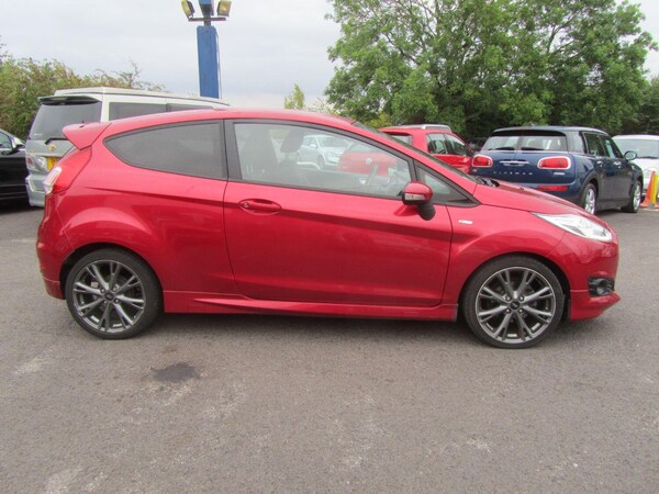 Used Ford Fiesta 2017 for sale - 76019559: Photo 5