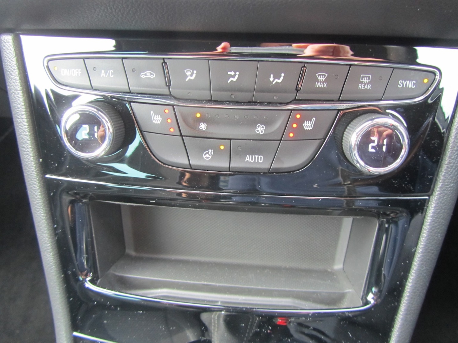 Used Vauxhall Astra 2019 for sale - 77694185: Photo 15